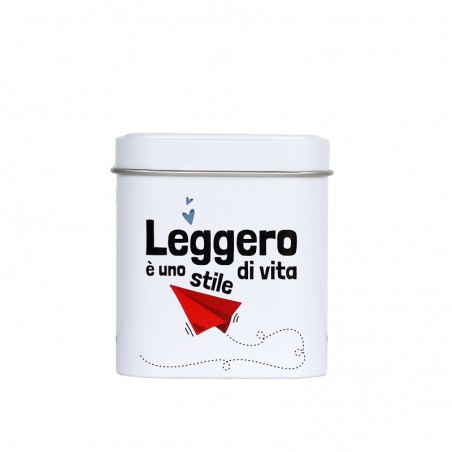 LATTA CUBO LEGGERO È UNO...