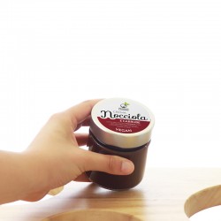 CREMA DI NOCCIOLE E CARRUBE